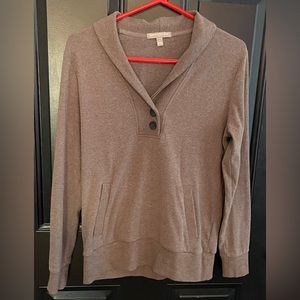 Women’s Banana Republic sweater size small. Pre-owned
